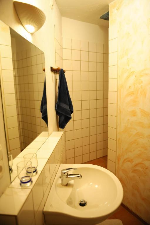 Chambres D'Hotes Le Chintre Queyssel Rom bilde
